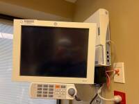 GE SOLAR 8000I PATIENT MONITORING SYSTEM W/ GE MD15 PATIENT MONITOR