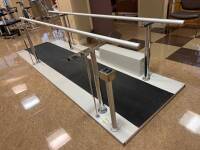 TRI W-G 112-10 MOTORIZED THERAPY REHAB PARALLEL BARS