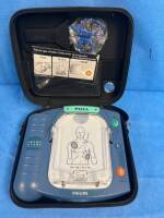 PHILIPS HS 1 HEARTSTART AED W/ CASE