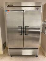 TRUE T-43 STAINLESS STEEL DOUBLE DOOR ROLLING COMMERCIAL REFRIGERATOR