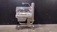 OHMEDA GIRAFFE INFANT INCUBATOR