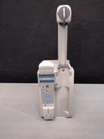ALARIS 8110 SERIES SYRINGE PUMP