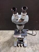 AO SPENCER LAB MICROSCOPE WITH 4 OBJECTIVES