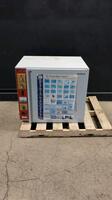 HERAEUS B5060 EK INCUBATOR