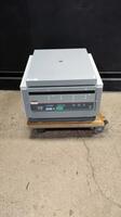 IEC CENTRA GP8 CENTRIFUGE