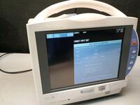 NIHON KOHDEN MU-631RA PATIENT MONITOR