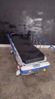 STRYKER 1115 BIG WHEEL STRETCHER WITH SCALE