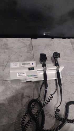 WELCH ALLYN 767 SERIES OTO/OPTHALMOSCOPE WITH 2 HEADS
