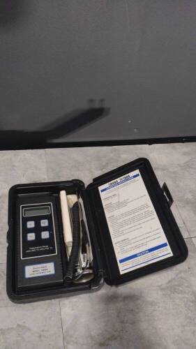 COOPER TM99A THERMOMETER