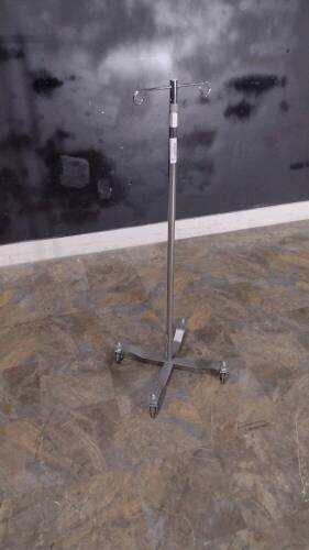 IV POLE