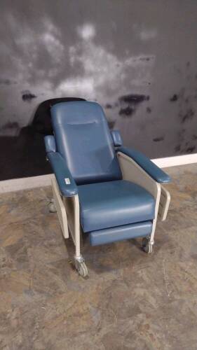 RECLINER