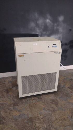 THERMO ELECTRON CORP. NESLAB HX 300 RECIRCULATING CHILLER