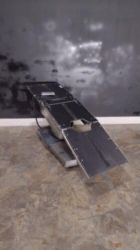 STERIS 4085 OR TABLE WITH HAND REMOTE