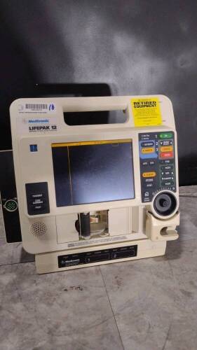 MEDTRONIC LIFEPAK 12 BIPHASIC DEFIB WITH PACING, 12 LEAD ECG, ANALYZE