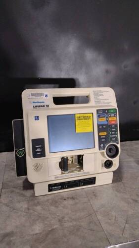 MEDTRONIC LIFEPAK 12 BIPHASIC DEFIB WITH PACING, 12 LEAD ECG, ANALYZE