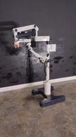 LEICA M655 SURGICAL MICROSCOPE TO INCLUDE SINGLE MOUNT BINOCULARS WITH EYEPIECES BOTH (10X/21) BOTTOM LENSE (F=250MM) ON STAND
