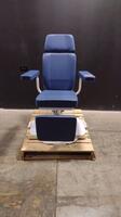 UMF 8612 EXAM CHAIR