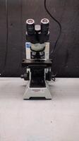 OLYMPUS CH30 LAB MICROSCOPE WITH 3 OBJECTIVES