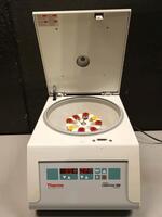 THERMO SCIENTIFIC LABOFUGE 300 CENTRIFUGE